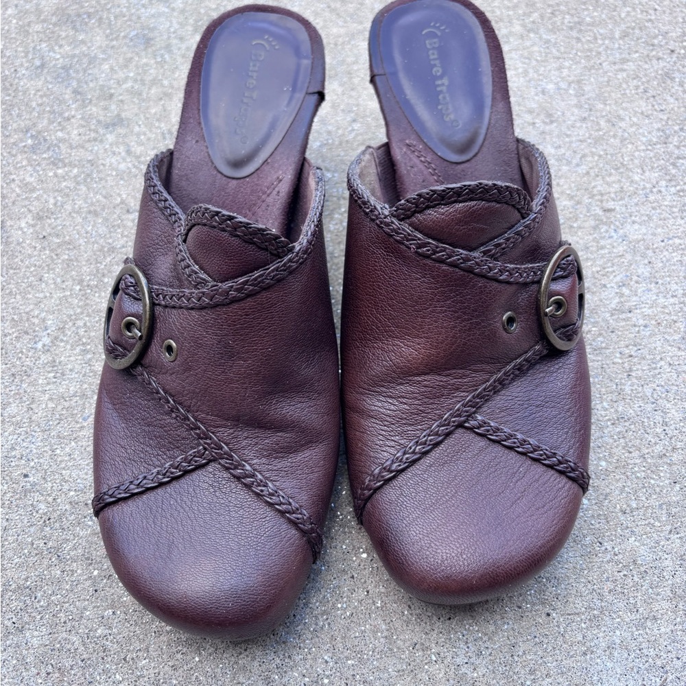 BareTraps Women's Dark Brown Leather Mules